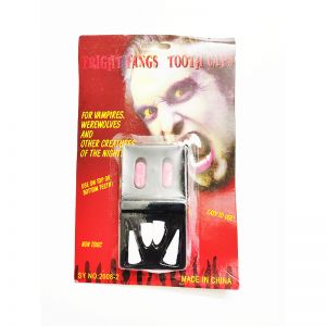 4 Pieces Dracula Teeth with Fake Blood Capsules