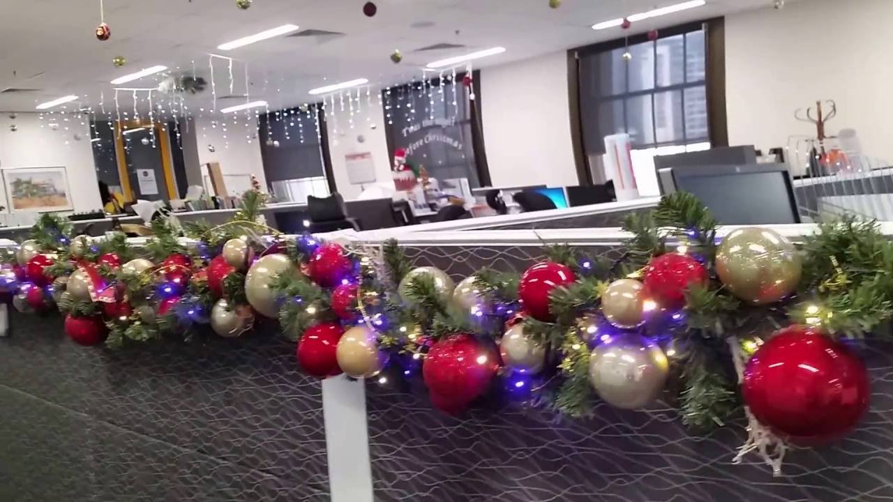 Christmas Decor Ideas for Office Party